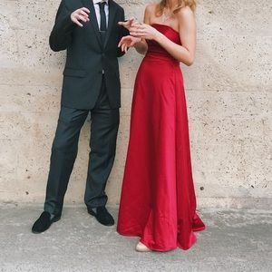 Red prom dress